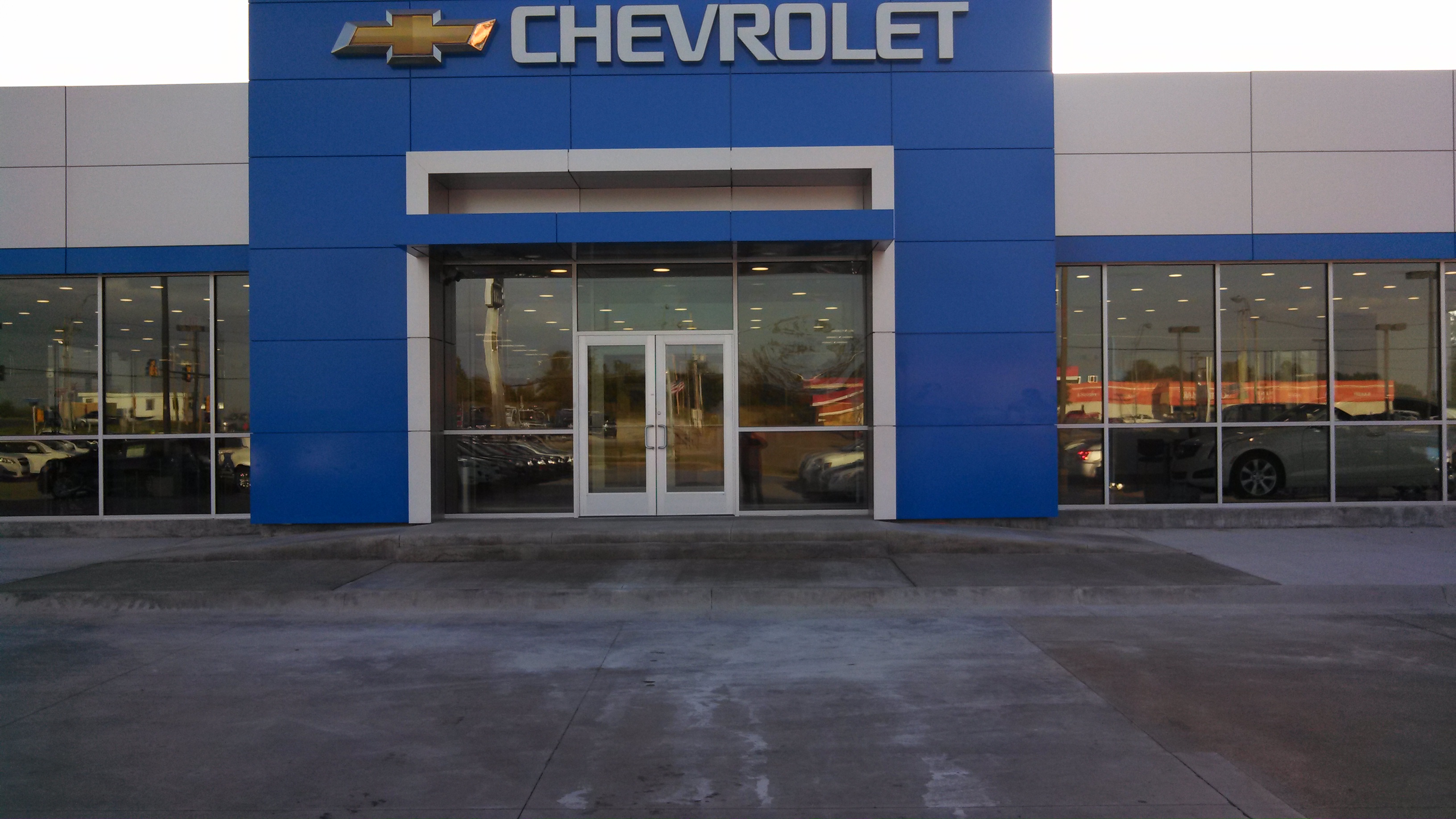 Chevrolet Entrance
